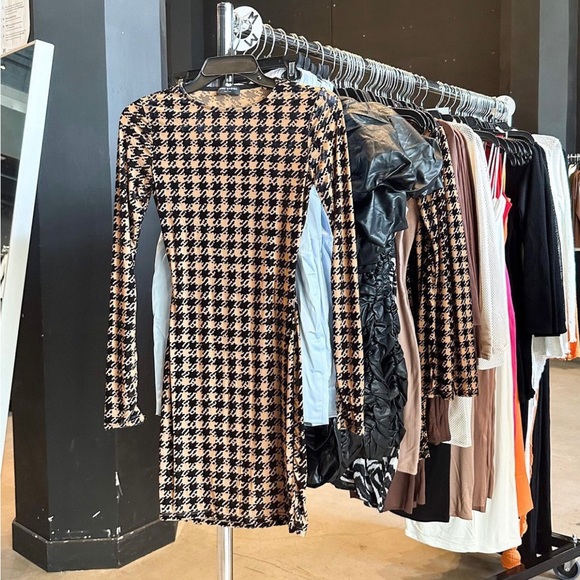 🛑PLS READ THE DESCRIPTION‼️SHOP MY NAKED WARDROBE COLLECTION FROM OUR STORE❣️🛑 - Picture 10 of 17